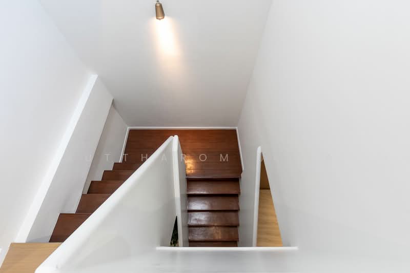 3-BR House, Bangkok, Thung Wat Don, Sathon, Bangkok, 3 Bedrooms, 220 sqm, Single Detached House For Sale, by Nuttharom Linla, 500239211 - DDproperty.com