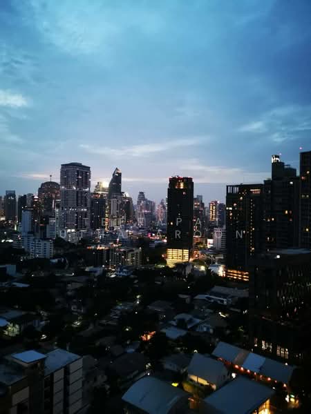 Rhythm Sukhumvit 36-38, Bangkok, 55 Soi Sukhumvit 36, Sukhumvit Road, Phra Kanong, Khlong Toei, Bangkok, 1 Bedroom, 33 sqm, Condo For Rent, by Teerapat Utha-aroon, 500239223 - DDproperty.com