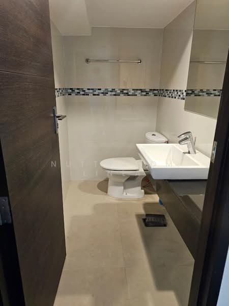 IDEO Q Phayathai, Bangkok, 138 Phayathai Road, Thung Phaya Thai, Ratchathewi, Bangkok, 2 Bedrooms, 61 sqm, Condo For Sale, by Nuttharom Linla, 500239243 - DDproperty.com