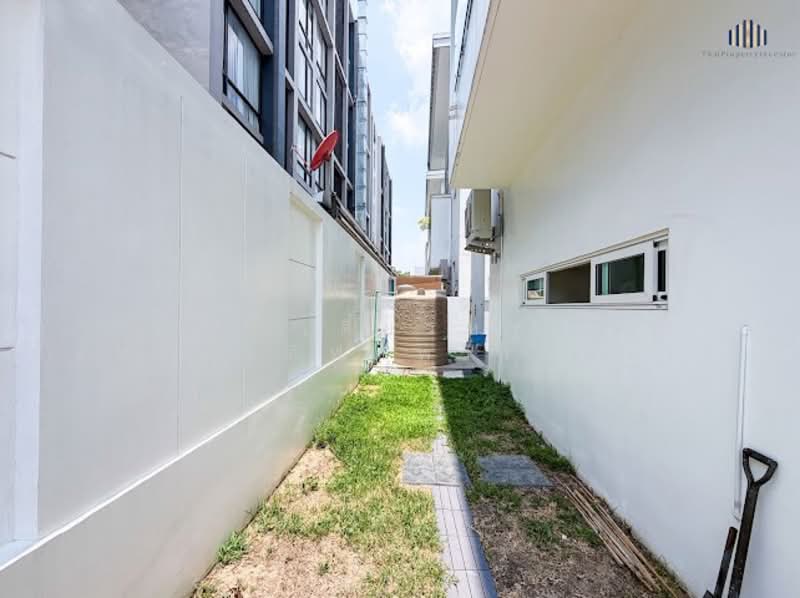 พระราม 9 ซอย 55, Bangkok, Suan Luang, Suan Luang, Bangkok, 4 Bedrooms, 520 sqm, Single Detached House For Sale, by บ้านเดี่ยวหรู 3 ชั้นพร้อมลิฟต์พรีเมียม ย่านพระราม 9 ซอย 55, 500239247 - DDproperty.com