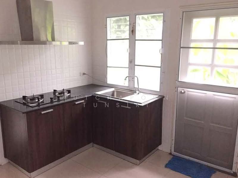 บ้านในโครงการ ให้เช่า – ใกล้ตลาดเจริญเจริญ เพียง 10 นาที ค่าเช่า 20,000 บาท / เดือน No.13H709, Chiang Mai, San Kamphaeng, San Kamphaeng, Chiang Mai, 3 Bedrooms, 179 sqm, Single Detached House For Rent, by Rutchaporn Tunsiri, 500239251 - DDproperty.com