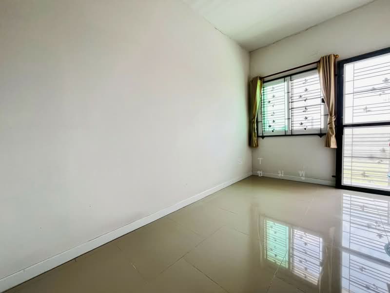 แผ่นดินทอง ลิฟวิ่งโฮม มาบยางพร, Rayong, Mapyangphon, Pluak Daeng, Rayong, 3 Bedrooms, 100 sqm, Townhouse For Sale, by The Best Property ชมพู่, 500239263 - DDproperty.com