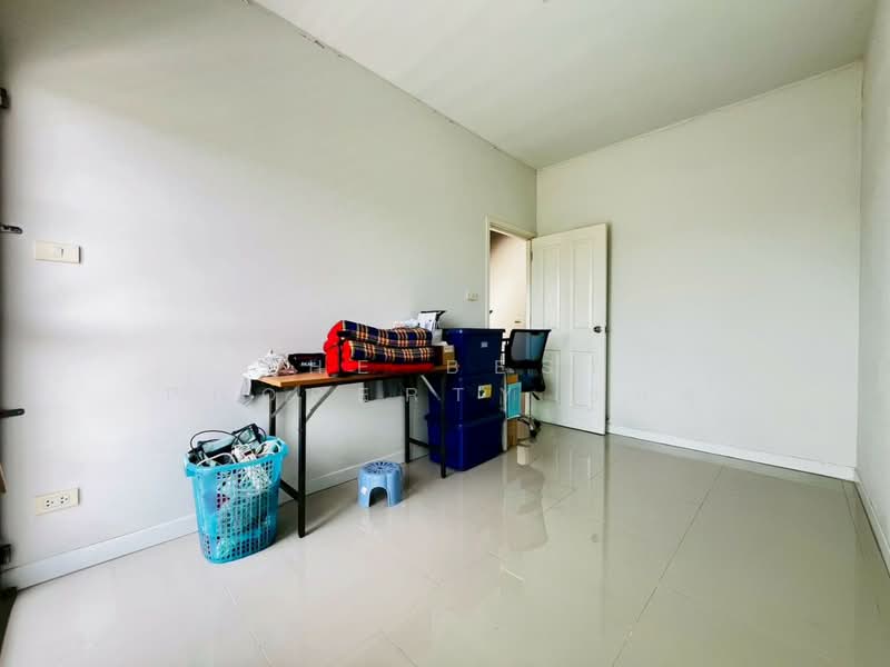 แผ่นดินทอง ลิฟวิ่งโฮม มาบยางพร, Rayong, Mapyangphon, Pluak Daeng, Rayong, 3 Bedrooms, 100 sqm, Townhouse For Sale, by The Best Property ชมพู่, 500239263 - DDproperty.com