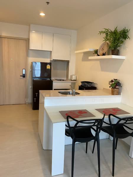 Rhythm Sukhumvit 42, Bangkok, Soi Sukhumvit 42, Sukhumvit Road, Phra Kanong, Khlong Toei, Bangkok, 1 Bedroom, 45 sqm, Condo For Rent, by Teerapat Utha-aroon, 500239270 - DDproperty.com