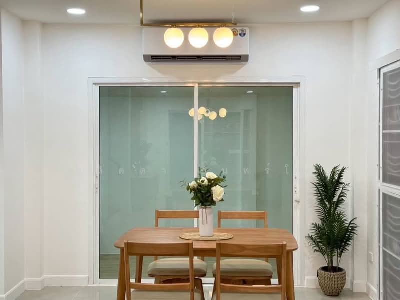 The Central2 Sriracha, Chon Buri (Pattaya), Nong - Kham, Si Racha, Chon Buri (Pattaya), 3 Bedrooms, 120 sqm, Townhouse For Sale, by ลุลิตตา อินทร์โพ, 500239275 - DDproperty.com