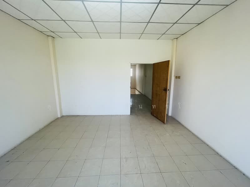 ศรีราชา, Chon Buri (Pattaya), ถนน ไร่หนึ่ง, Si Racha, Si Racha, Chon Buri (Pattaya), , 100 sqm, Shophouse For Sale, by ลุลิตตา อินทร์โพ, 500239313 - DDproperty.com
