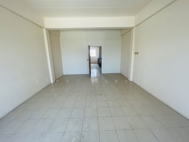 Sahaphat group, Chon Buri (Pattaya), ถนน ไร่หนึ่ง, Si Racha, Si Racha, Chon Buri (Pattaya), , 100 sqm, Shophouse For Sale, by ลุลิตตา อินทร์โพ, 500239313 - DDproperty.com