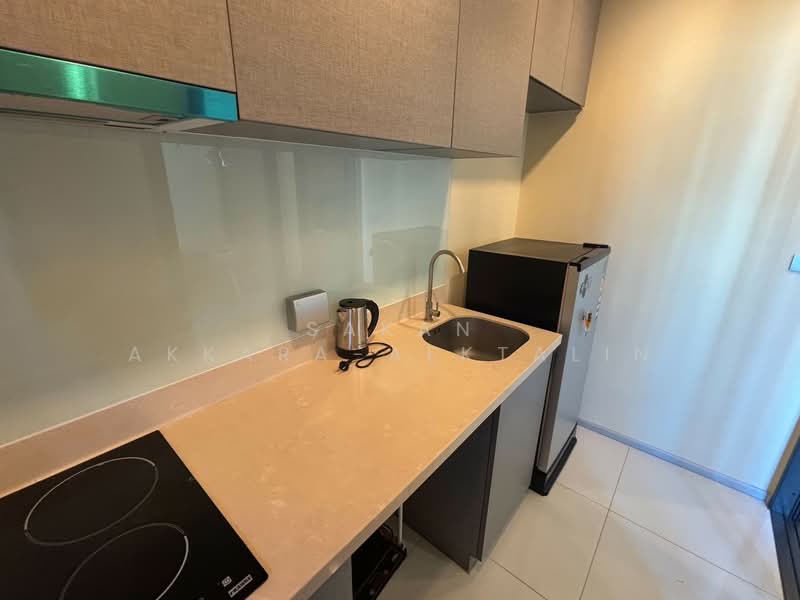 Rhythm Sukhumvit 36-38, Bangkok, 55 Soi Sukhumvit 36, Sukhumvit Road, Phra Kanong, Khlong Toei, Bangkok, 1 Bedroom, 34 sqm, Condo For Rent, by Sakan Akkara-aektalin, 500239316 - DDproperty.com
