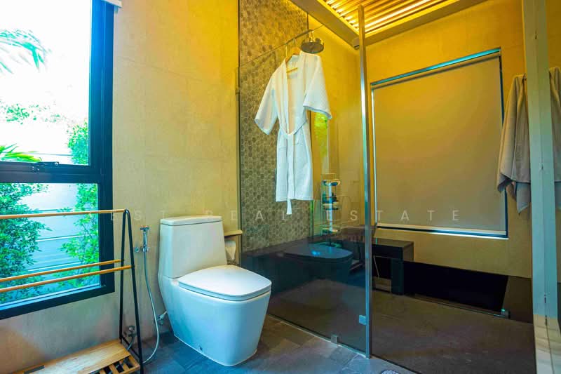 NaiHarn 4-Bedroom Private Pool Villa in a Prime Residential Community, Phuket, Rawai, Muang Phuket, Phuket, 4 Bedrooms, 713 sqm, Villa For Sale, by Zest Real Estate, 500239334 - DDproperty.com