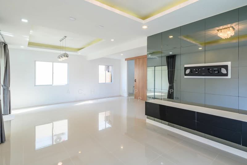 Baan Pruksa Nara Chaiyapruk 2-Jomtien, Chon Buri (Pattaya), Huai Yai, Bang Lamung (Pattaya), Chon Buri (Pattaya), 2 Bedrooms, 200 sqm, Single Detached House For Sale, by Achitaphop Klinpipat, 500239345 - DDproperty.com
