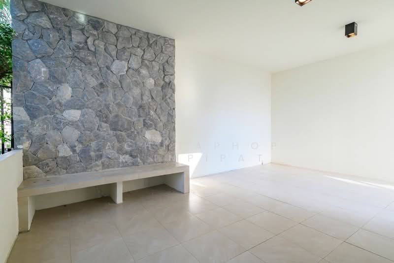 Baan Pruksa Nara Chaiyapruk 2-Jomtien, Chon Buri (Pattaya), Huai Yai, Bang Lamung (Pattaya), Chon Buri (Pattaya), 2 Bedrooms, 200 sqm, Single Detached House For Sale, by Achitaphop Klinpipat, 500239345 - DDproperty.com