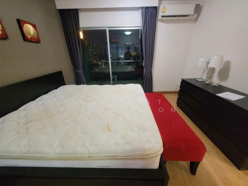 Supalai Park Ekkamai-Thonglor, Bangkok, Petchaburi Road, Bang Kapi, Huai Khwang, Bangkok, 1 Bedroom, 68 sqm, Condo For Rent, by Teerapat Utha-aroon, 500239350 - DDproperty.com