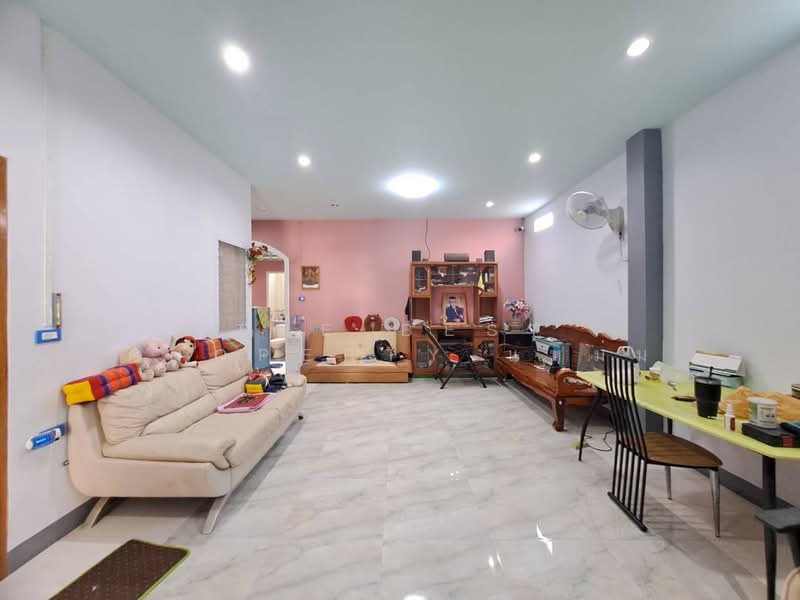 หมู่บ้านเพชรงาม แพรกษา สมุทรปราการ, สมุทรปราการ, แพรกษาใหม่, เมืองสมุทรปราการ, สมุทรปราการ, 120 ตร.ม., บ้านเดี่ยว ขาย, โดย The Best Property แหม่ม, 500239359 - DDproperty.com