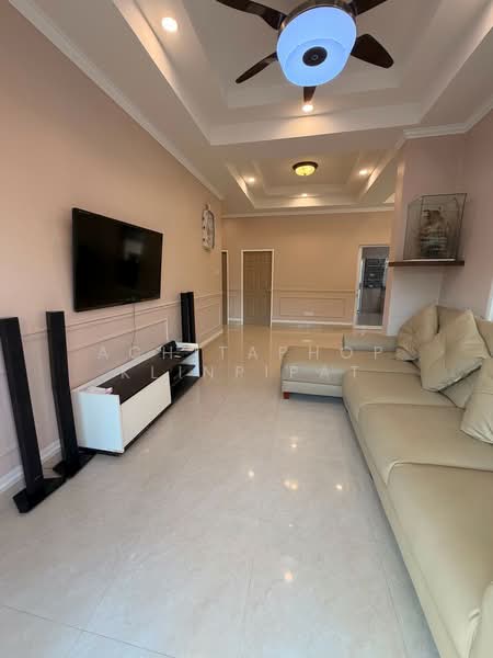 undefined, Chon Buri (Pattaya), Nong Pru, Bang Lamung (Pattaya), Chon Buri (Pattaya), 3 Bedrooms, 264 sqm, Single Detached House For Sale, by Achitaphop Klinpipat, 500239384 - DDproperty.com