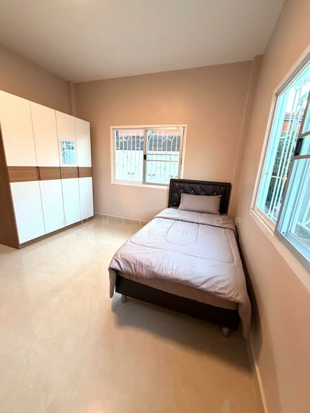 undefined, Chon Buri (Pattaya), Nong Pru, Bang Lamung (Pattaya), Chon Buri (Pattaya), 3 Bedrooms, 264 sqm, Single Detached House For Sale, by Achitaphop Klinpipat, 500239384 - DDproperty.com