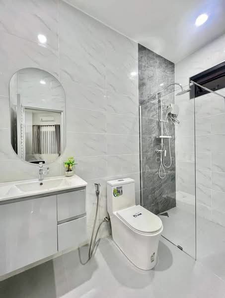 3-BR Villa, Chon Buri (Pattaya), Nong Pru, Bang Lamung (Pattaya), Chon Buri (Pattaya), 3 Bedrooms, 180 sqm, Villa For Sale, by Achitaphop Klinpipat, 500239391 - DDproperty.com