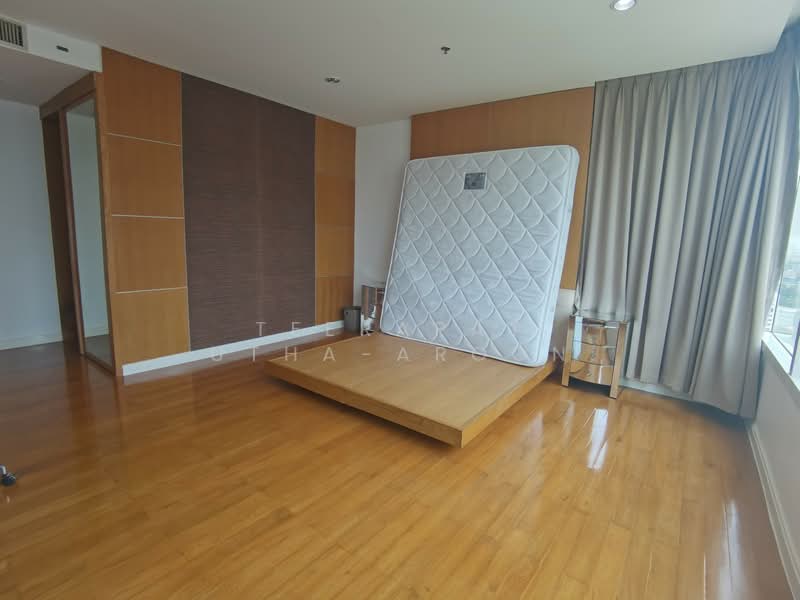 The Royal Saladaeng, Bangkok, 79 Saladaeng Road, Silom, Bang Rak, Bangkok, 3 Bedrooms, 162 sqm, Condo For Rent, by Teerapat Utha-aroon, 500239392 - DDproperty.com