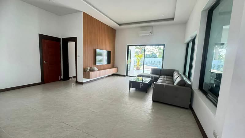 3-BR House, Prachuap Khiri Khan, Hin Lek Fai, Hua Hin, Prachuap Khiri Khan, 3 Bedrooms, 384 sqm, Single Detached House For Rent, by Pattanapong Pongpipat, 500239432 - DDproperty.com