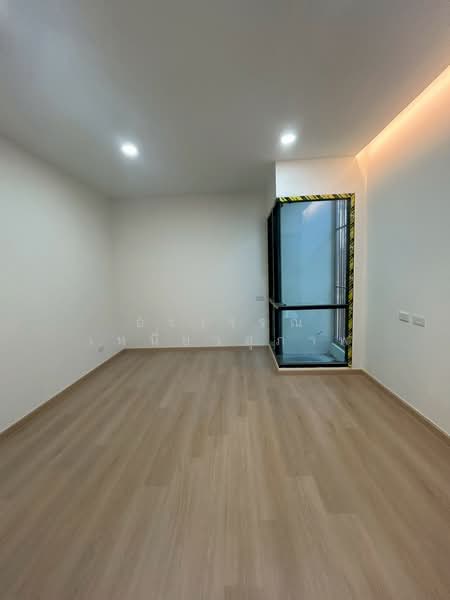 บ้านแฝด 2 ชั้น อยู่เฉลิพระเกีรยติ 6, Bangkok, Nong Bon, Prawet, Bangkok, 3 Bedrooms, 200 sqm, Semi-Detached House (Twin House) For Sale, by อรวรรณ เหนี่ยวสุภาพ, 500239437 - DDproperty.com