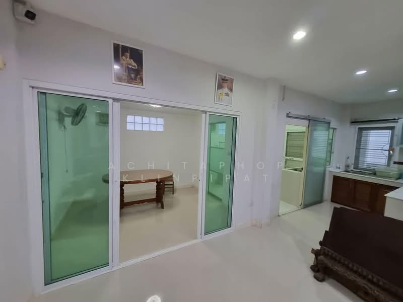 undefined, Chon Buri (Pattaya), Surasak, Si Racha, Chon Buri (Pattaya), 4 Bedrooms, 300 sqm, Single Detached House For Sale, by Achitaphop Klinpipat, 500239439 - DDproperty.com