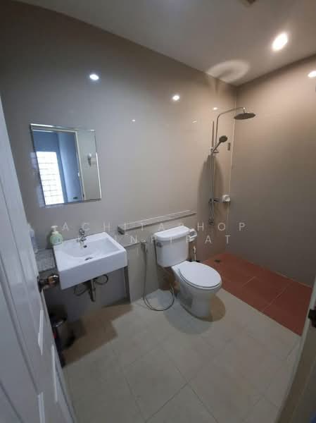 undefined, Chon Buri (Pattaya), Surasak, Si Racha, Chon Buri (Pattaya), 4 Bedrooms, 300 sqm, Single Detached House For Sale, by Achitaphop Klinpipat, 500239439 - DDproperty.com