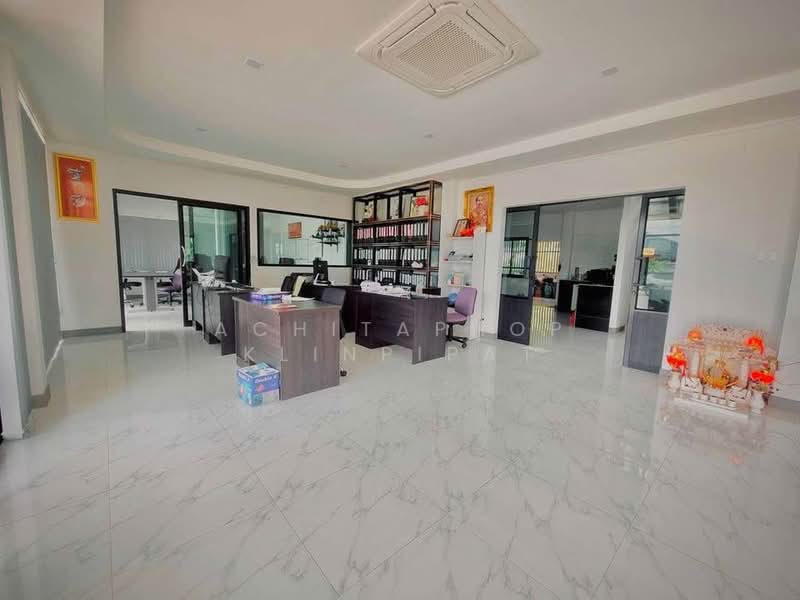 3-BR House, Chon Buri (Pattaya), Bo Win, Si Racha, Chon Buri (Pattaya), 3 Bedrooms, 240 sqm, Single Detached House For Sale, by Achitaphop Klinpipat, 500239450 - DDproperty.com