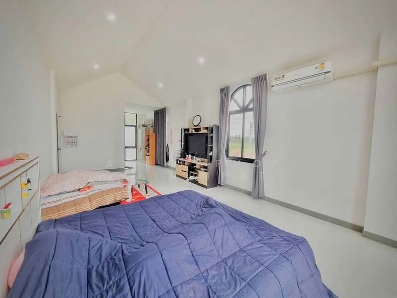 3-BR House, Chon Buri (Pattaya), Bo Win, Si Racha, Chon Buri (Pattaya), 3 Bedrooms, 240 sqm, Single Detached House For Sale, by Achitaphop Klinpipat, 500239450 - DDproperty.com