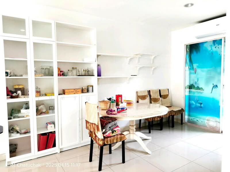 Baan Klang Muang Ratchada 36, Bangkok, Ratchadaphisek 36 Intersection 9-3-6, Chan Kasem, Chatuchak, Bangkok, 4 Bedrooms, 200 sqm, Townhouse For Rent, by ปรินทร์ญาดา ชิณโชติ, 500239469 - DDproperty.com