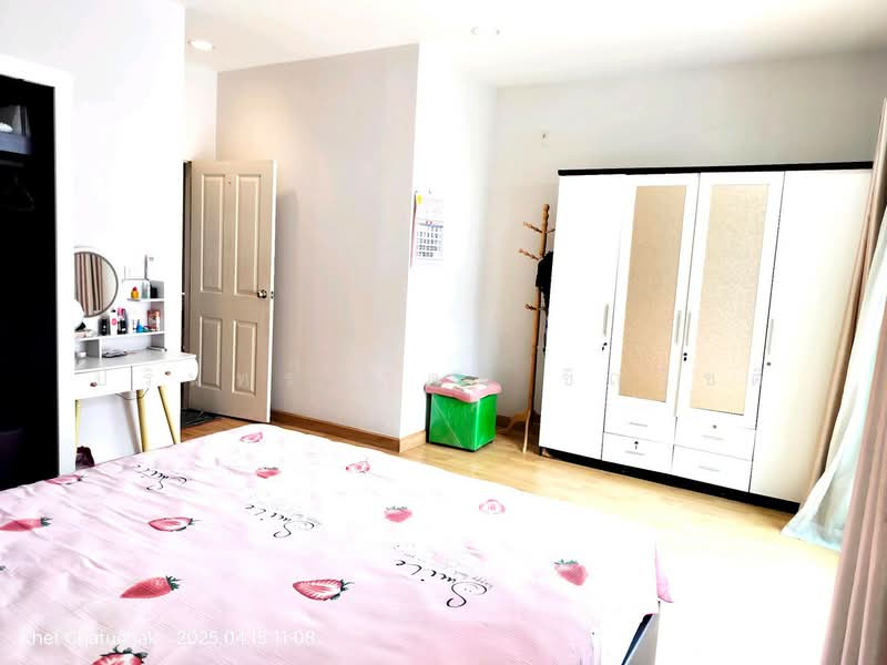 Baan Klang Muang Ratchada 36, Bangkok, Ratchadaphisek 36 Intersection 9-3-6, Chan Kasem, Chatuchak, Bangkok, 4 Bedrooms, 200 sqm, Townhouse For Rent, by ปรินทร์ญาดา ชิณโชติ, 500239469 - DDproperty.com