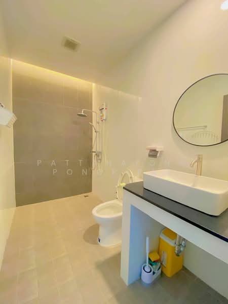 undefined, Chon Buri (Pattaya), Nong Pla Lai, Bang Lamung (Pattaya), Chon Buri (Pattaya), 4 Bedrooms, 220 sqm, Villa For Sale, by Pattanapong Pongpipat, 500239477 - DDproperty.com