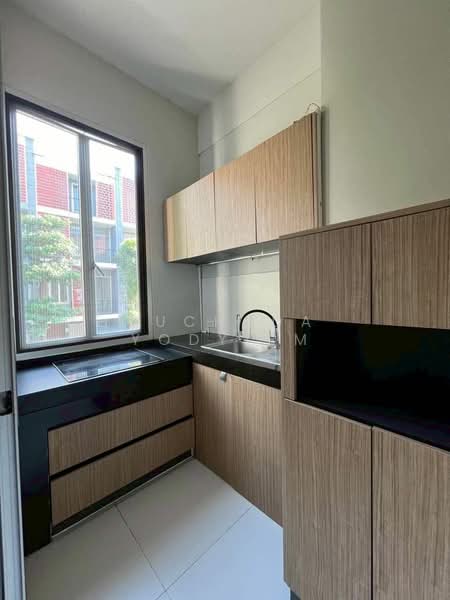 Siamese Blossom @ Fashion, Bangkok, Soi Ramindra 64, Khan Na Yao, Khan Na Yao, Bangkok, 3 Bedrooms, 190 sqm, Townhouse For Sale, by Suchada Yodyiem, 500239482 - DDproperty.com