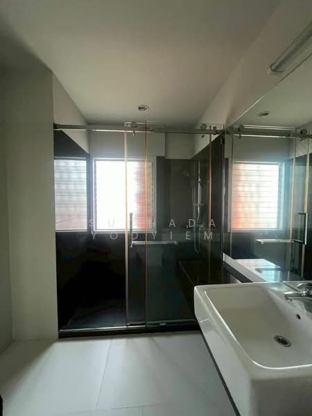 Siamese Blossom @ Fashion, Bangkok, Soi Ramindra 64, Khan Na Yao, Khan Na Yao, Bangkok, 3 Bedrooms, 190 sqm, Townhouse For Sale, by Suchada Yodyiem, 500239482 - DDproperty.com