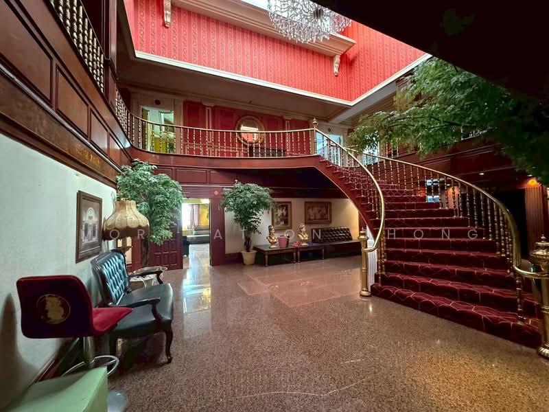 Building, Bangkok, Khlong Tan Nua, Watthana, Bangkok, , 2,500 sqm, Shophouse For Rent, by Amornrat On-Thong, 500239485 - DDproperty.com