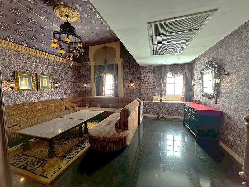 Building, Bangkok, Khlong Tan Nua, Watthana, Bangkok, , 2,500 sqm, Shophouse For Rent, by Amornrat On-Thong, 500239485 - DDproperty.com