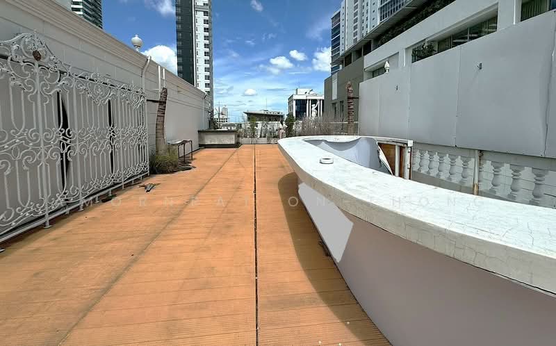 อาคารให้เช่า, กรุงเทพ, คลองตันเหนือ, วัฒนา, กรุงเทพ, 2,500 ตร.ม., ตึกแถว-อาคารพาณิชย์ ให้เช่า, โดย Amornrat On-Thong, 500239485 - DDproperty.com