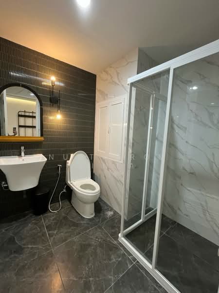 Tai Ping Towers, Bangkok, 582 Soi Sukhumvit 63, Khlong Tan Nua, Watthana, Bangkok, 2 Bedrooms, 102 sqm, Condo For Sale, by Nuttharom Linla, 500239488 - DDproperty.com