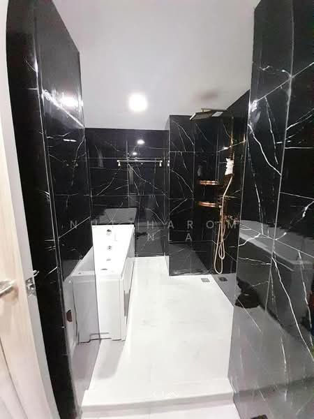 Resorta Yen-Akat, Bangkok, 270 87 Soi Amon, Chong Nonsi, Yan Nawa, Bangkok, 5 Bedrooms, 161 sqm, Condo For Sale, by Nuttharom Linla, 500239493 - DDproperty.com