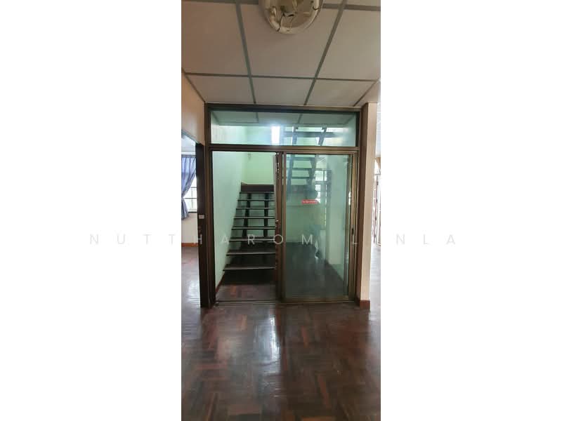 บ้าน 3-ห้องนอน, กรุงเทพ, บางจาก, พระโขนง, กรุงเทพ, 200 ตร.ม., บ้านเดี่ยว ขาย, โดย Nuttharom Linla, 500239512 - DDproperty.com