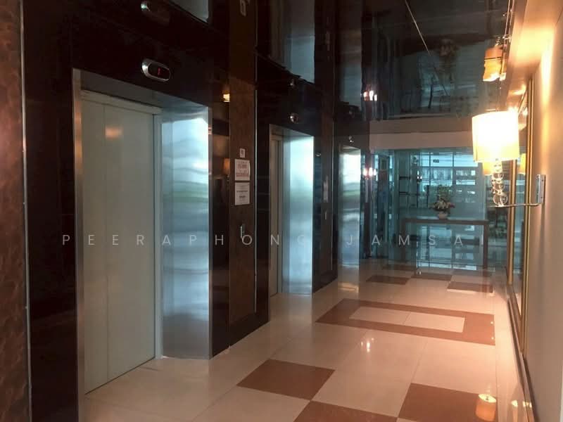 Diamond Ratchada (Tower A), Bangkok, 198 Ratchadaphisek Road, Huai Khwang, Huai Khwang, Bangkok, 1 Bedroom, 35 sqm, Condo For Sale, by Peeraphong Jamsai, 500239530 - DDproperty.com