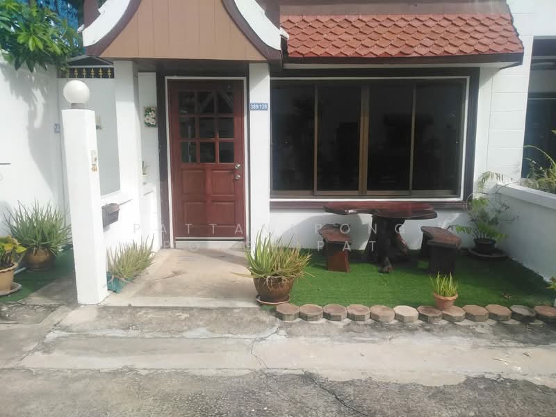 undefined, Chon Buri (Pattaya), Nong Pru, Bang Lamung (Pattaya), Chon Buri (Pattaya), 5 Bedrooms, 300 sqm, Townhouse For Rent, by Pattanapong Pongpipat, 500239537 - DDproperty.com