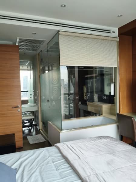 The Address Sukhumvit 28, Bangkok, 1 Soi Sukhumvit 28, Khong Tan, Khlong Toei, Bangkok, 2 Bedrooms, 74 sqm, Condo For Rent, by Peeraphong Jamsai, 500239565 - DDproperty.com