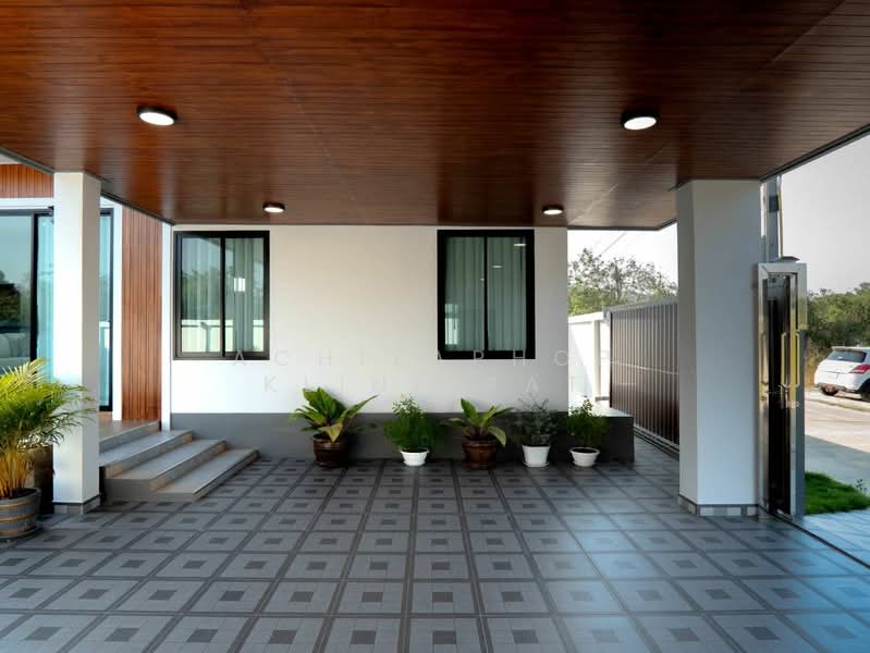 วิลล่า 3-ห้องนอน, ชลบุรี, บางเสร่, สัตหีบ, ชลบุรี, 165 ตร.ม., วิลล่า ขาย, โดย Achitaphop Klinpipat, 500239566 - DDproperty.com