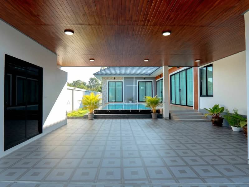 3-BR Villa, Chon Buri (Pattaya), Bang Sa-re, Sattahip, Chon Buri (Pattaya), 3 Bedrooms, 165 sqm, Villa For Sale, by Achitaphop Klinpipat, 500239566 - DDproperty.com
