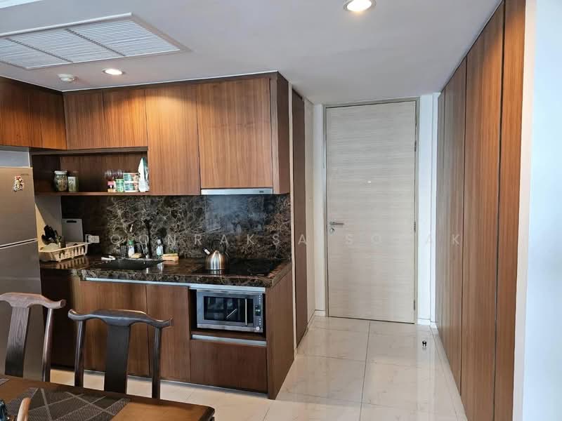 Siamese Thirty Nine, Bangkok, 68 Soi Sukhumvit 39, Sukhumvit Road, Khlong Tan Nua, Watthana, Bangkok, 2 Bedrooms, 72 sqm, Condo For Rent, by Boonraksa Sopak, 500239595 - DDproperty.com