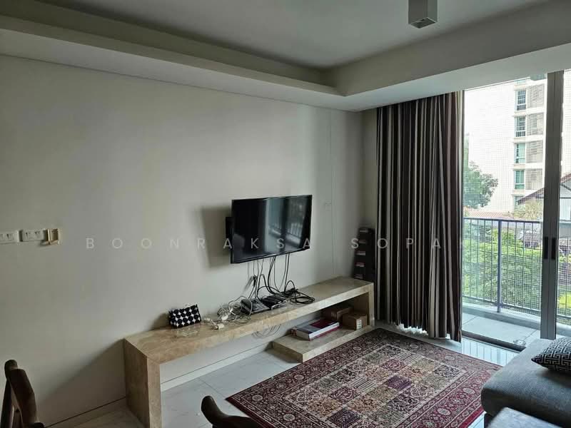 Siamese Thirty Nine, Bangkok, 68 Soi Sukhumvit 39, Sukhumvit Road, Khlong Tan Nua, Watthana, Bangkok, 2 Bedrooms, 72 sqm, Condo For Rent, by Boonraksa Sopak, 500239595 - DDproperty.com