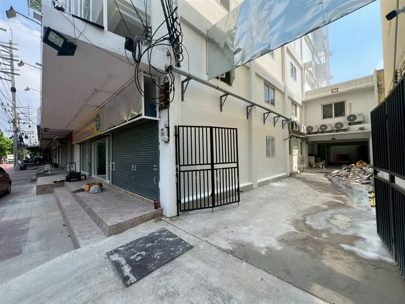 อาคารพาณิชย์ 5 ชั้น 3 คูหา 120 ตร.ว. อาคารพาณิชย์ ใกล้วิคตอเรียการ์เด้นส์ ซอยเพชรเกษม67, กรุงเทพ, ถนนเพชรเกษม, บางแคเหนือ, บางแค, กรุงเทพ, 500 ตร.ม., ตึกแถว-อาคารพาณิชย์ ขาย, โดย คุณ ปิยะพงษ์ อินทโต (ต๊าฟ), 500239612 - DDproperty.com