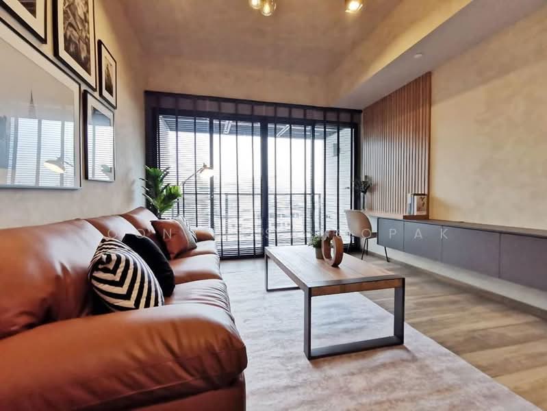 The Lofts Asoke, Bangkok, Sukhumvit 21 Road, Khlongtoei Nua, Watthana, Bangkok, 2 Bedrooms, 55 sqm, Condo For Rent, by Boonraksa Sopak, 500239635 - DDproperty.com