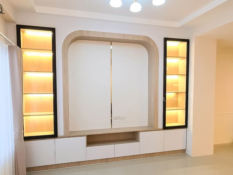 ทาวน์โฮมขาย พัทยาออก ใกล้สยามคันทรีคลับ สไตล์มินิมอล, ชลบุรี, บางละมุง, บางละมุง, ชลบุรี, 80 ตร.ม., บ้านแฝด ขาย, โดย PLC real estate, 500239640 - DDproperty.com