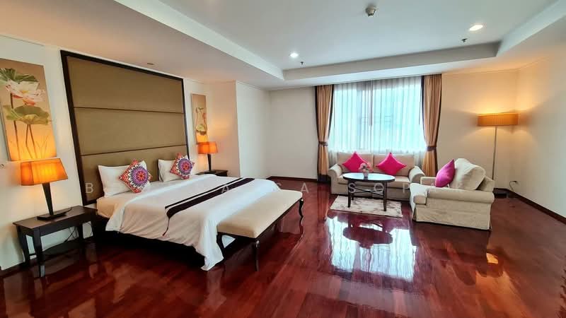 Piyathip Place, Bangkok, 24 Soi Prommitr, Khlong Tan Nua, Watthana, Bangkok, 3 Bedrooms, 291 sqm, Apartment For Rent, by Boonraksa Sopak, 500239649 - DDproperty.com