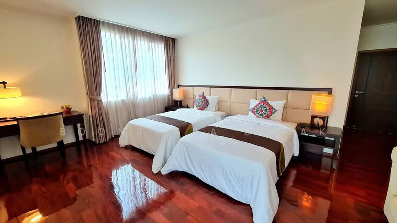 Piyathip Place, Bangkok, 24 Soi Prommitr, Khlong Tan Nua, Watthana, Bangkok, 3 Bedrooms, 291 sqm, Apartment For Rent, by Boonraksa Sopak, 500239649 - DDproperty.com